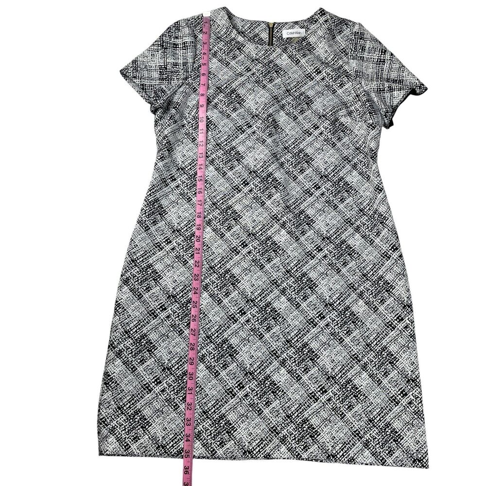 Calvin Klein Women’s Sheath Dress Size 12 Black White Short Sleeve Zip Back - Picture 8 of 10